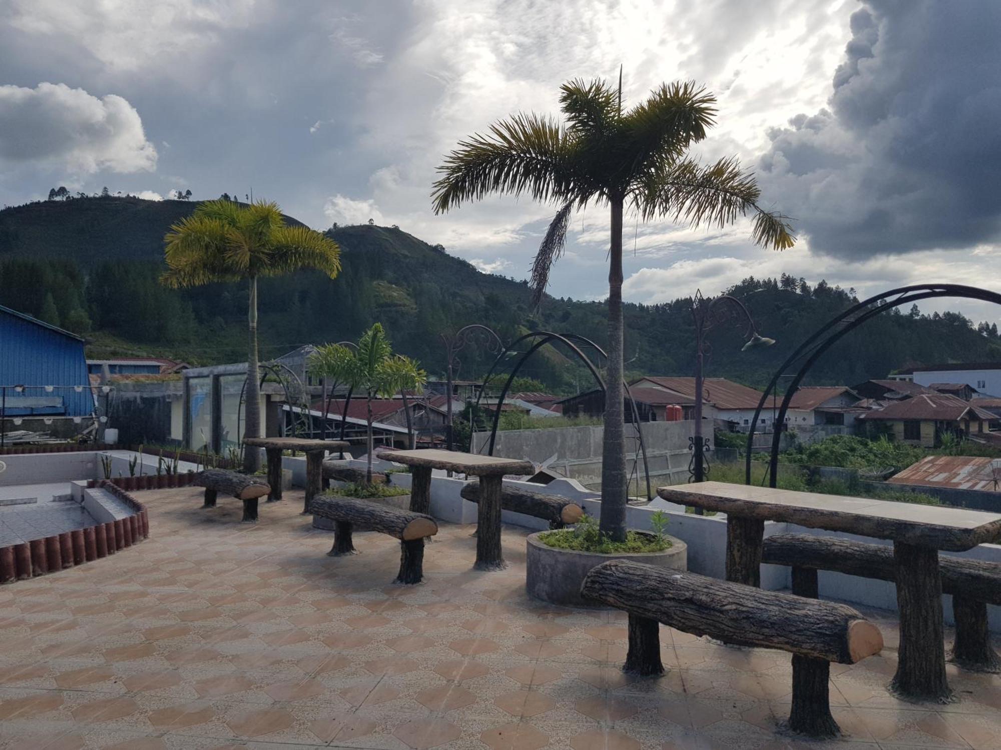 Capital O 93263 Linge Land Hotel Takengon Exterior photo